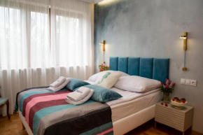 Maya's Flats & Resorts 102 - PREMIUM APARTMENT PRZY PARKU REGANA 3 pokoje blisko plaży